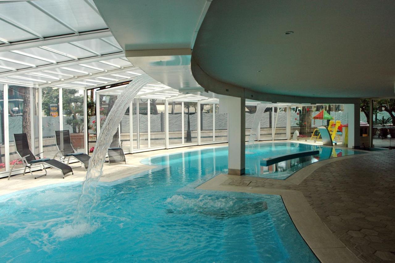 Hotel Globus, Sure Hotel Collection By Best Western Milano Marittima Exterior photo