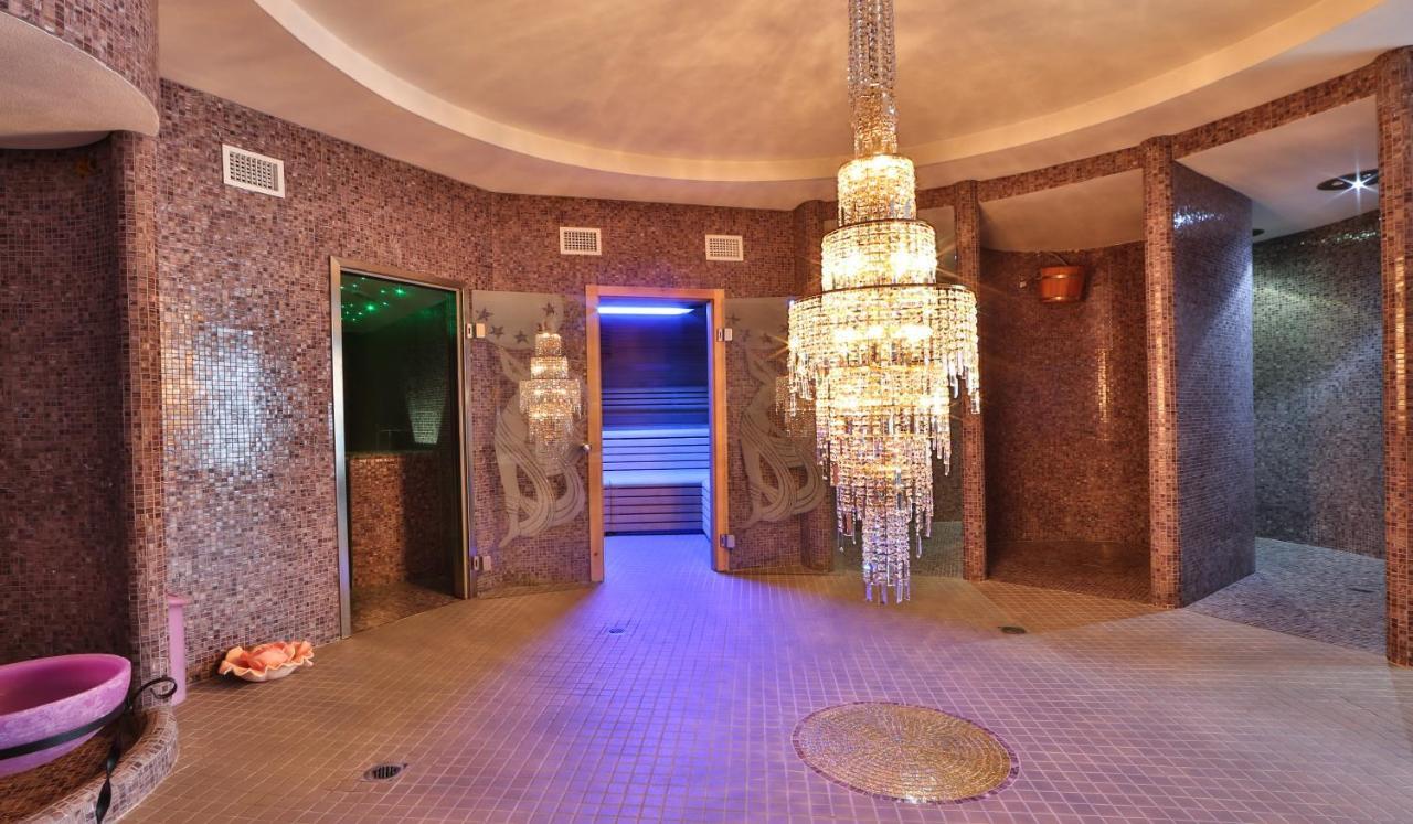 Hotel Globus, Sure Hotel Collection By Best Western Milano Marittima Exterior photo